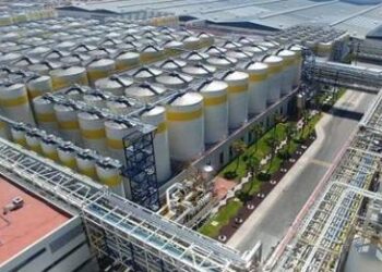 Ante llamamiento federal, Heineken cede agua a Nuevo León