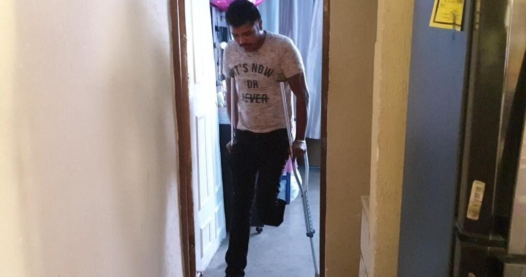 Ex policía de Piedras Negras solicita apoyo del municipio para comprar prótesis