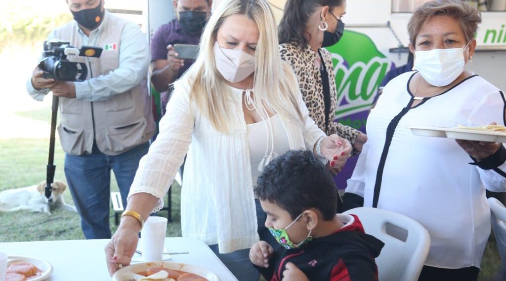 BRINDA DIF COAHUILA 10 MILLONES DE DESAYUNOS ESCOLARES: MARCELA GORGÓN