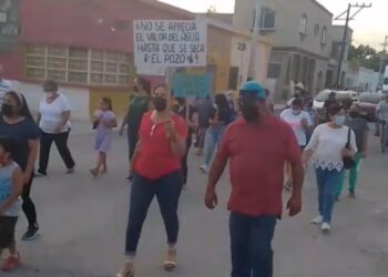 Ciudadanos de Zaragoza realizan marcha  contra Constellation Brands