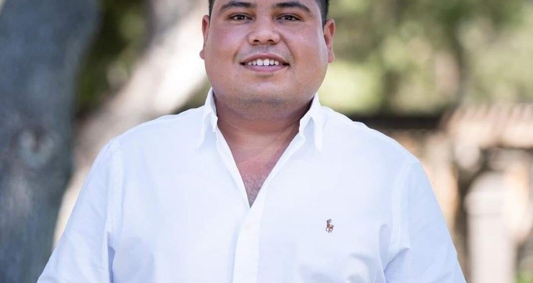 «Mayito» López, alcalde de San Juan de Sabinas, participa en elección para consejero de MORENA