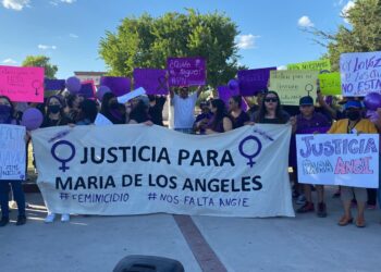 Mujeres denuncian que fueron violentadas por Policía Municipal en marcha por Angie