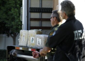 Cárteles están matando a los estadounidenses con fentanilo; señala la DEA