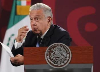 Anuncia AMLO investigación al futbol mexicano por posibles actos de corrupción.