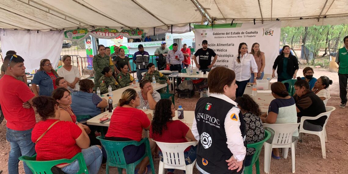 SE BRINDA INFORMACIÓN A LAS FAMILIAS AL MENOS DOS VECES AL DÍA