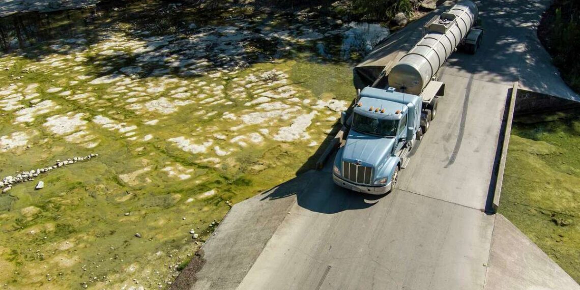 Concan, pueblo vecino de Uvalde, Texas; se está quedando seco