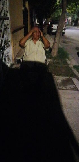 Vecinos de colonia Hacienda la Luna de Piedras Negras denuncian continuos cortes de energía eléctrica