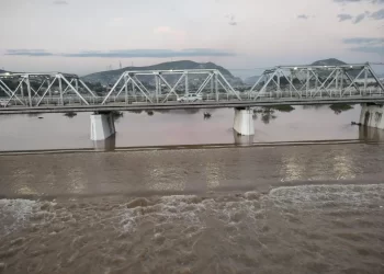 Temen laguneros se repita tragedia de 2016 por aumento en el caudal del Río Nazas