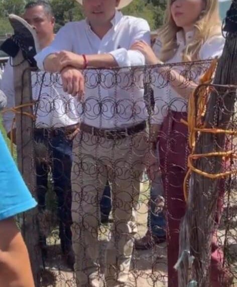 Del “haré todo porque no sea gobernador Manolo”, a tomarse ahora de su brazo: el confuso actuar de Tania Flores