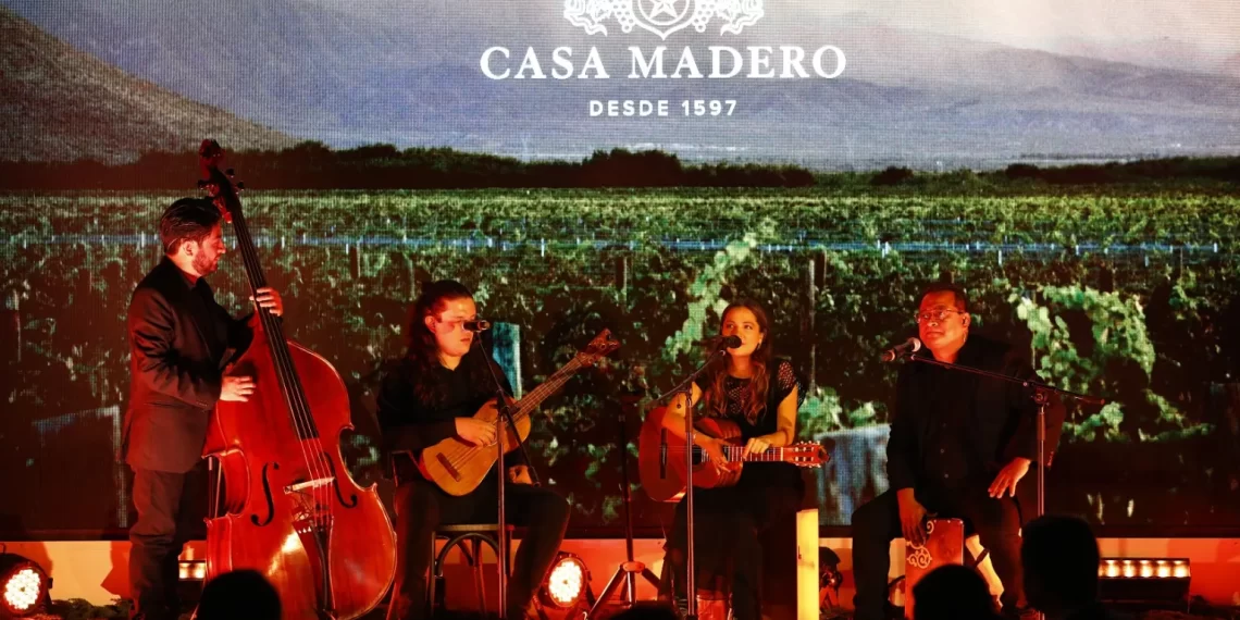 Natalia Lafourcade; De ambientalista a imagen de casa Madero en medio de protestas por consumo excesivo de agua en Coahuila