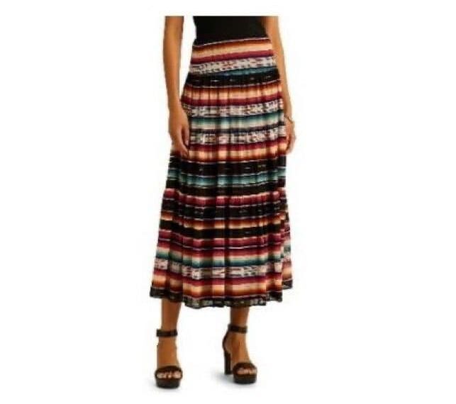Denuncian plagio de marca de alta costura Ralph Lauren al sarape de Saltillo