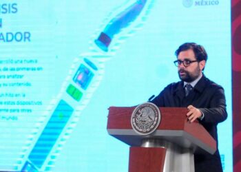 Alerta AMLO sobre uso de vapeadores: «Son más dañinos que el cigarro»