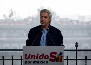 Claudio X González pide frenar a Morena en Coahuila