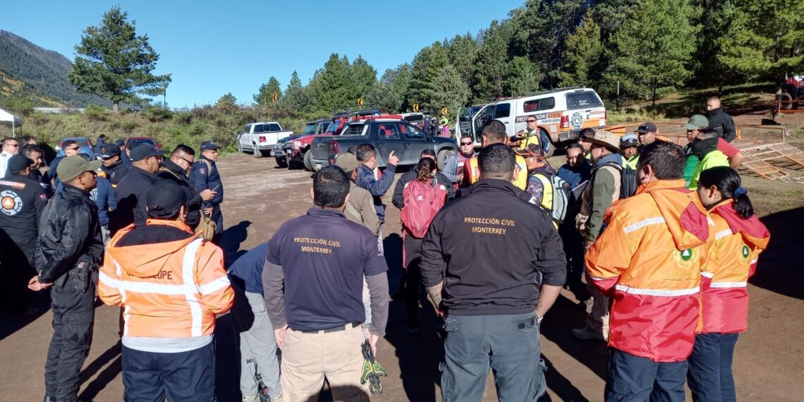 Continúa búsqueda de senderista regia desaparecida en la Sierra de Arteaga