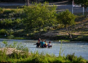 Estados Unidos devolverá a venezolanos que crucen ilegalmente por fronteras como Piedras Negras