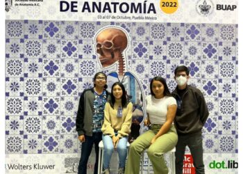 Genios: Estudiantes de medicina ponen en alto a Piedras Negras en concurso nacional de neuroanatomía