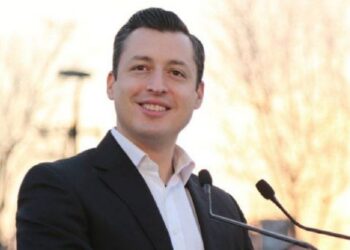 Luis Donaldo Colosio considerará posibilidad de ser candidato presidencial; pero descarta a Samuel
