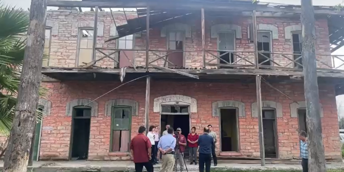 Ciudadanos salen en defensa del Hotel de Ferrocarril ante la amenaza de ser derrumbado