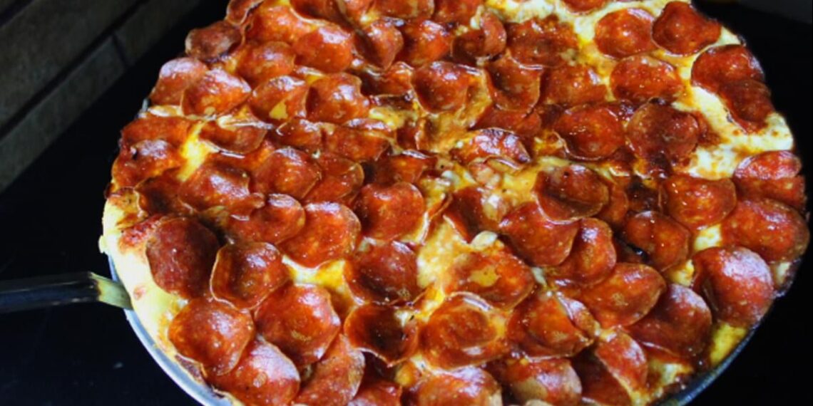 La mejor pizza de Piedras Negras crece; Manhattan´s se amplía