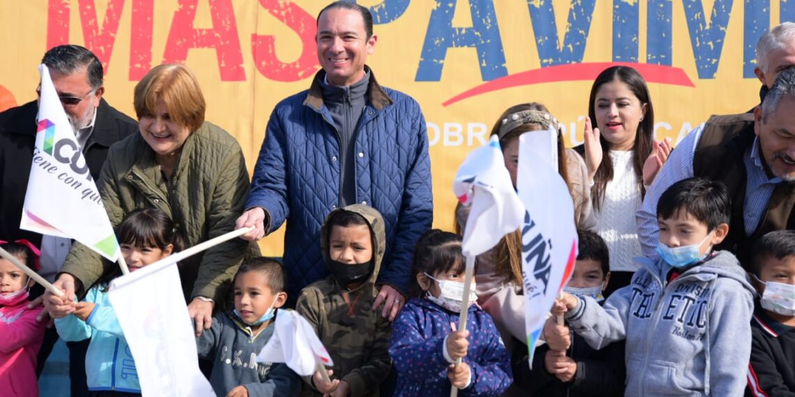 ALCALDE EMILIO DE HOYOS INICIA OBRA, TRAS 18 AÑOS DE GESTORÍA, SERÁ PAVIMENTACIÓN EN CIRCUITO DE LA COLONIA LA OBRERA