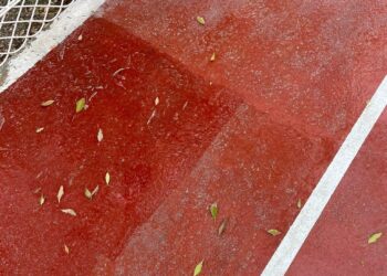 Municipio pagó rehabilitación de pista de tartán de la Macroplaza; solo parcharon