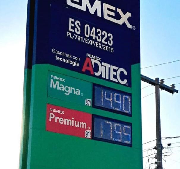 Pemex sigue bajando el precio de la gasolina en Piedras Negras
