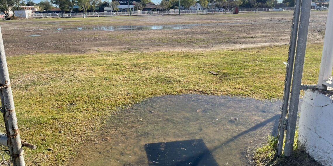 Se cumplen 3 meses sin usar el campo de la Macroplaza Piedras Negras
