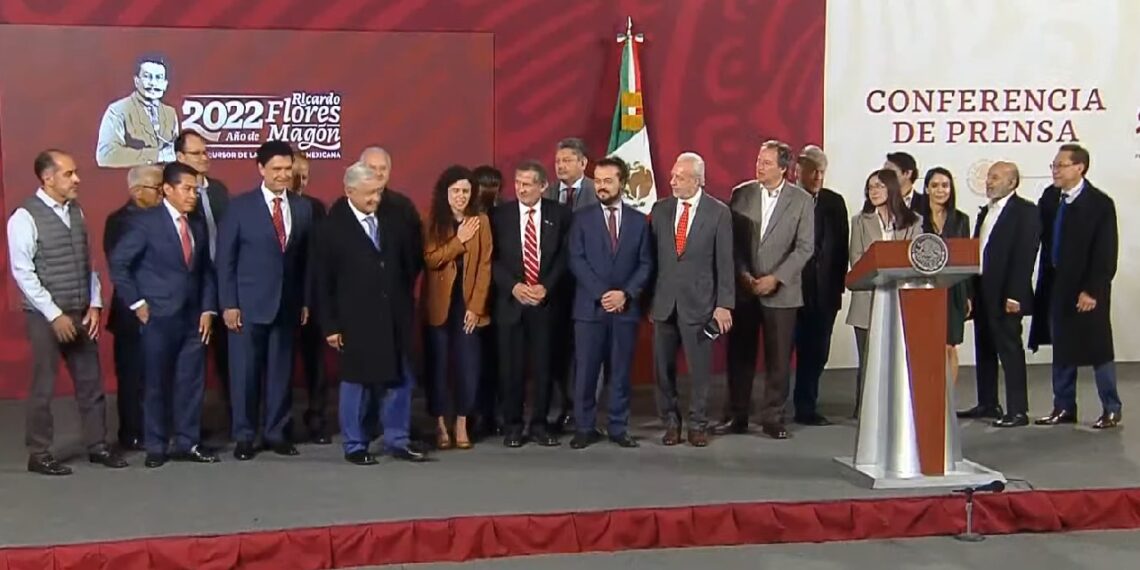 Confirmado: Aumento al salario mínimo de 20 por ciento en 2023, anuncia AMLO