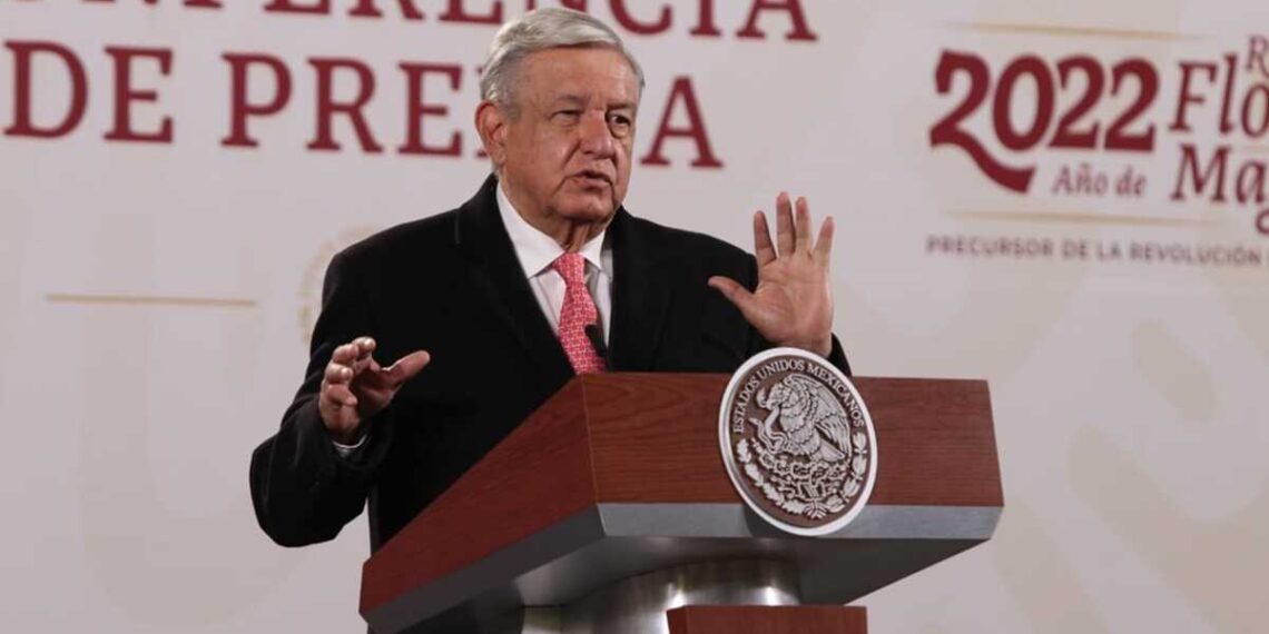 Ricardo Monreal vota en contra de Plan B de reforma electoral de AMLO