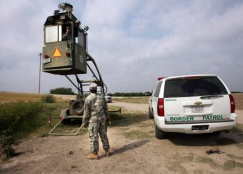 Soldado de Guardia Nacional dispara a migrante en Mcallen, Texas