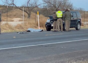 Joven migrante muere tras ser atropellado en Eagle Pass