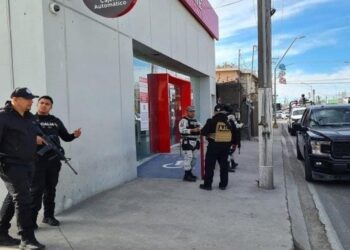 Aún prófugos asaltantes de fuerte botín en Banorte
