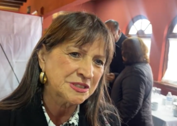«Tú eres el impostor, vamos a pedir tu cabeza»; sentencia Yamileth Mtnaous a Mario Delgado