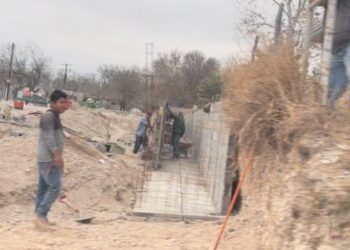 Construyen sobre cauce de arroyo en blvd. Armando Treviño