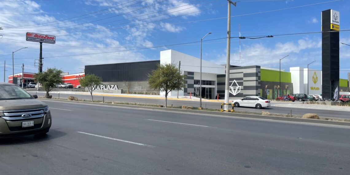 Tras construcción de mall, Mpio reconoce que faltó estudio vial en blvd Pérez Treviño