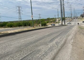 Dejan a medias pavimentación de bulevar Armando Treviño