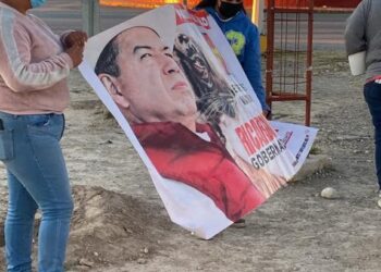 Denuncian retiro de lonas a candidata del PT a diputada en PN
