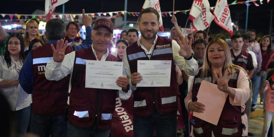 Propone Jacobo transporte público gratuito para estudiantes
