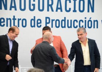 ACOMPAÑA MARS A DIRECTIVOS EN LA INAUGURACIÓN DE UNA SUCURSAL MÁS DE ‘SÚPER GUTIÉRREZ’