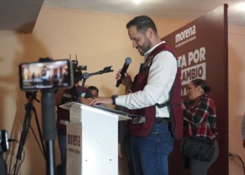 Involucran recursos públicos en campaña de Memo Ruiz ante ventaja de Jacobo con Morena