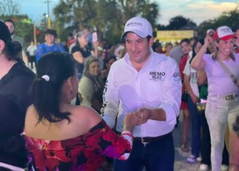 Va Memo Ruiz por oficina de trámite de visas en Piedras Negras