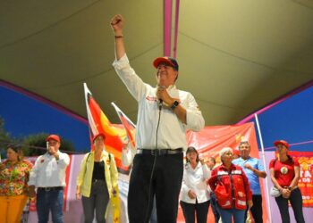 Descartan Mejía y Lenin declinar a favor de Guadiana
