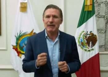 Vinculan a proceso a exgobernador de Durango por amenazas contra periodista