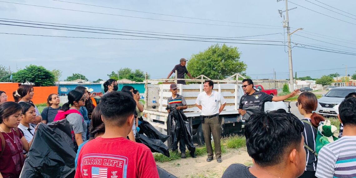 PRESIDENCIA MUNICIPAL DE ACUÑA Y COBAC UNIDOS EN LA LIMPIEZA DE ARROYOS