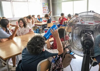 Por calor extremo suspenden clases presenciales en escuelas de Coahuila
