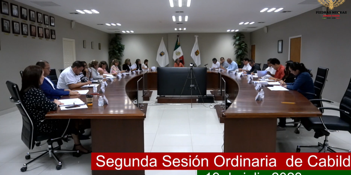 Reprende Norma a regidores por cuestionar finanzas de su administración