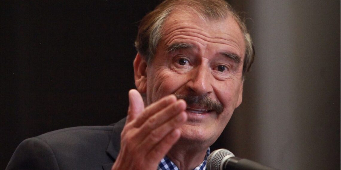 Llama Fox «huevones» a adultos mayores y beneficiarios de programas de AMLO