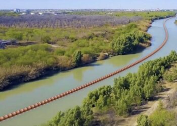 Este viernes inicia instalación de muro flotante en el río Bravo