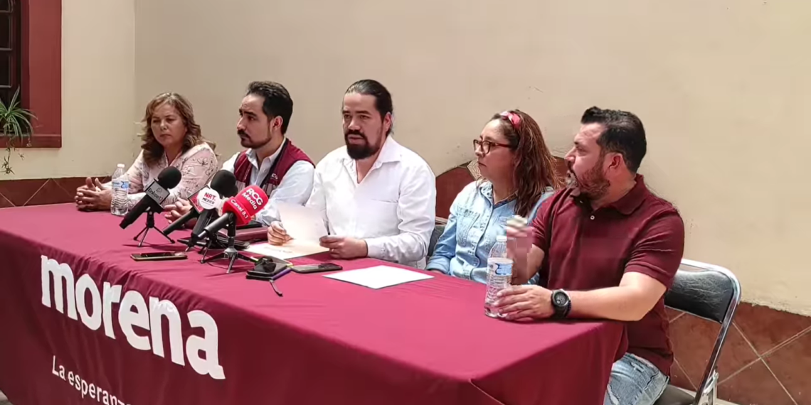 Va MORENA con Movimiento Magisterial contra suspensión de libros en Coahuila