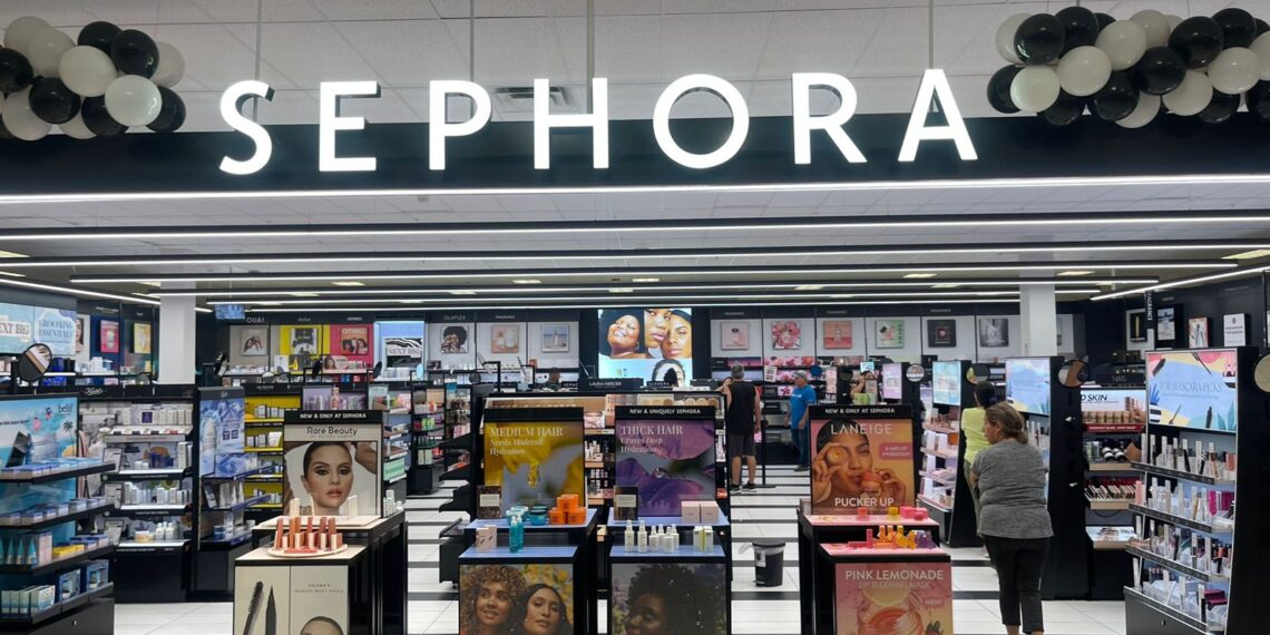 Agotan mercancía de “Sephora” a una semana de su apertura en EP